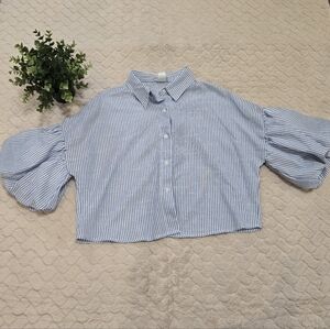 Kori America Blue and White Striped Bubble Sleeve Cropped Blouse, Size Medium
